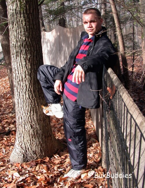 brad0101fe5a71a428b8f0b.jpg