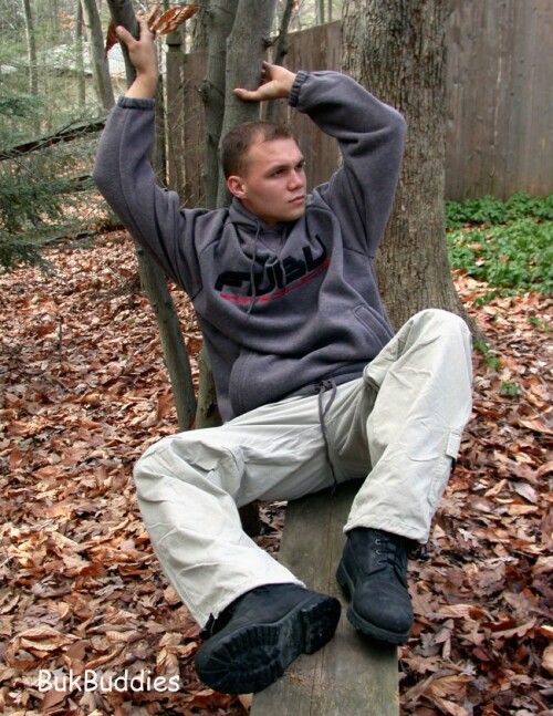 brad0243e7c04ecae7608a7.jpg