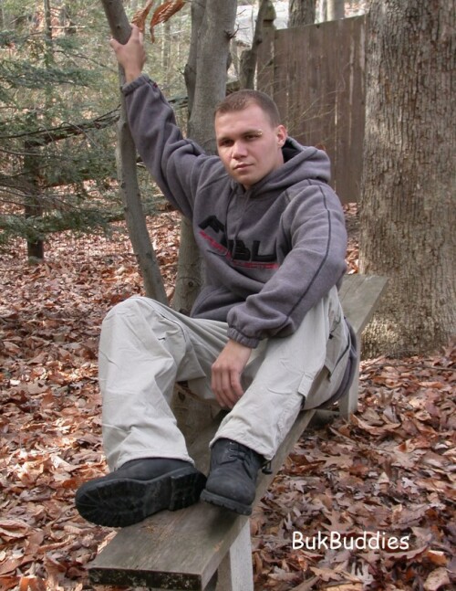 brad037da4f5e345b3a1dfc.jpg