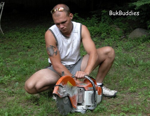 buzz0506f6e91bc6be02ac.jpg