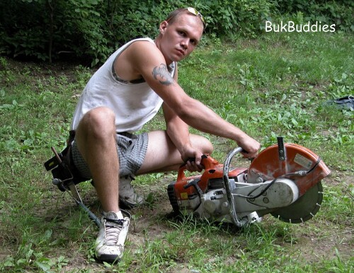 buzz15d716ea45dbabcb05.jpg