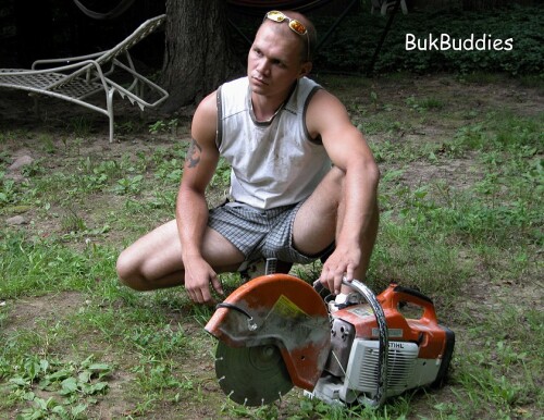 buzz20480a11c137767bbb.jpg