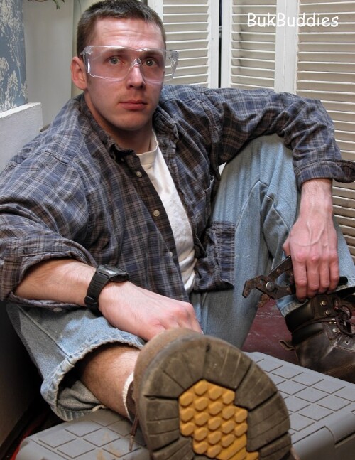foot03776257fb9ef4b4fc.jpg
