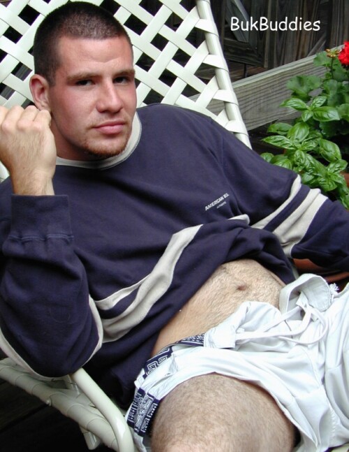 tony0742bb7a286b645f29c.jpg