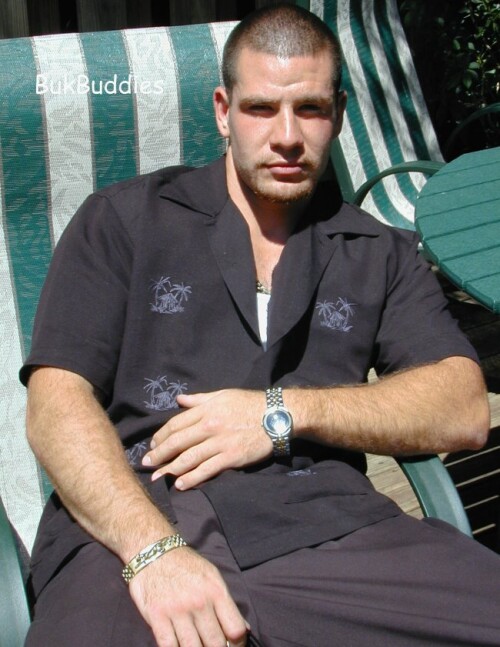 tony200109ce04991acf2bb8.jpg