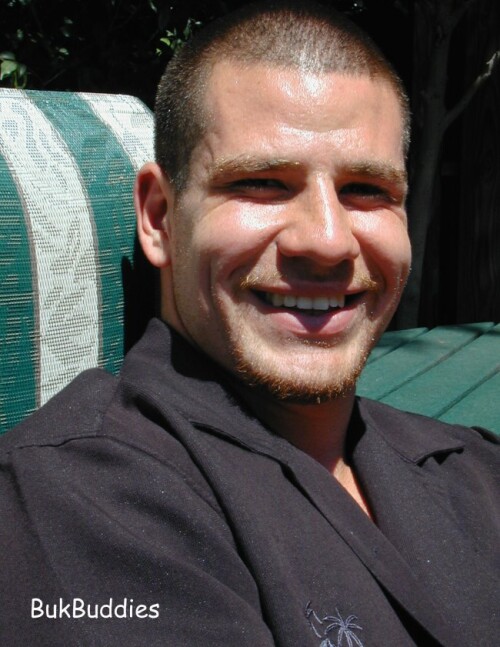 tony200311671b84432ba4c2.jpg