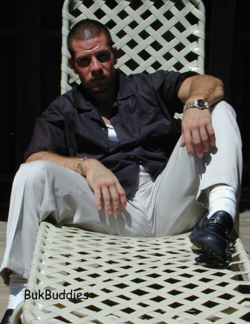 tony20155e7c965f686be37d.jpg