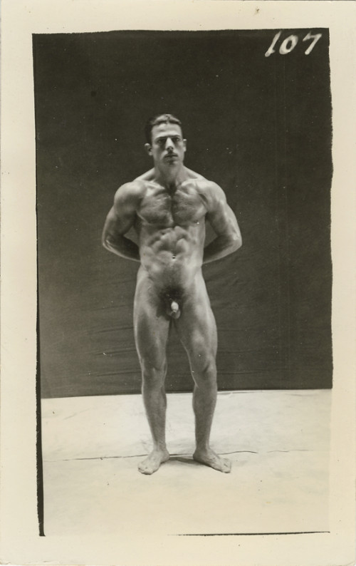DickFalcon-1930s-27f8c216985e7b596.jpg