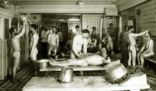_v_bathing_00_000dcfd89552c3e8fc1.jpg