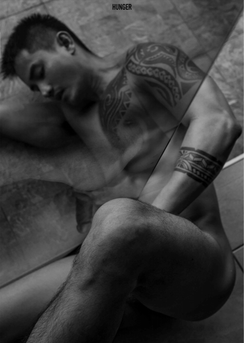HUNGER-HOMME-NO.12-EBOOK-117.png