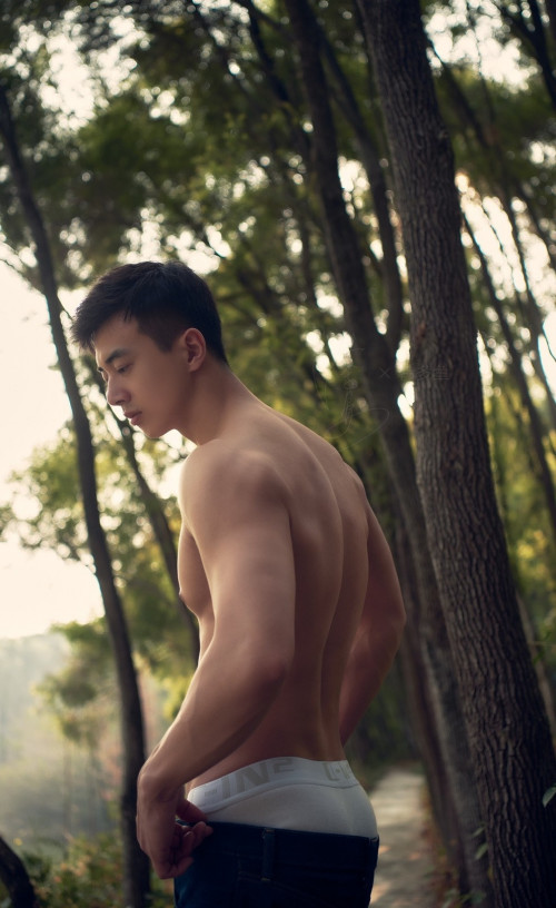 MUSCLE-MAN-NO.41-22288bf78211d29ce2.jpg