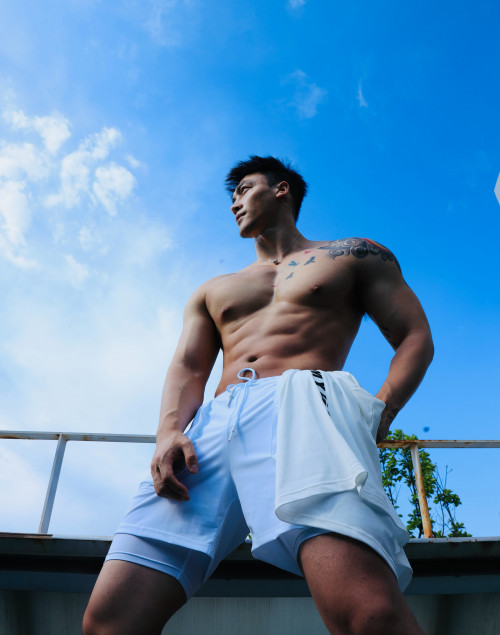 MUSCLE-MAN-NO.42-28.jpg