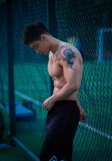 MUSCLE-MAN-NO.42-38.jpg