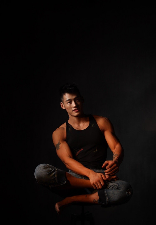 MUSCLE-MAN-NO.44-94.jpg
