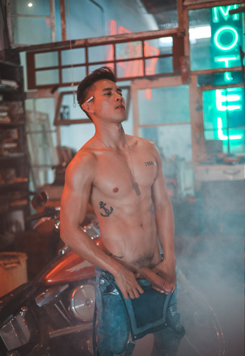 SCREW-ME---HO-VINH-KHOA-21.jpg