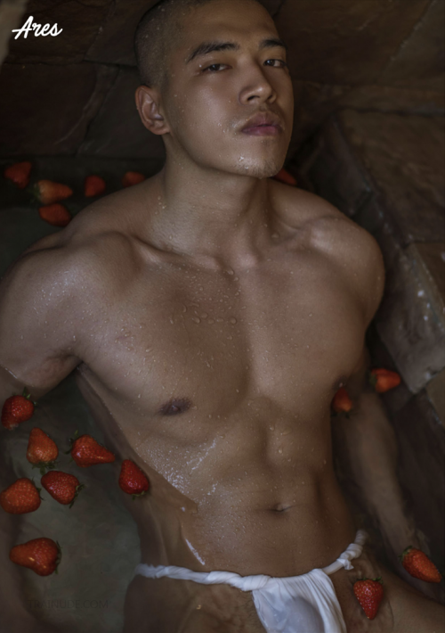ARES-MAGAZINE-4-128.png