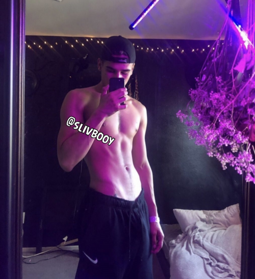 Guys-archivee-13-14.png