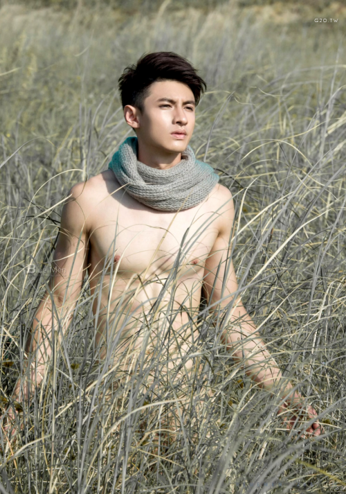 BlueMen294-025.png