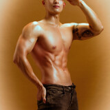 MUSCLE-MAN-48-058