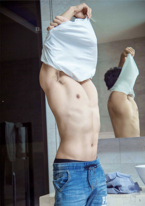01876bb9dae77b32b99.png