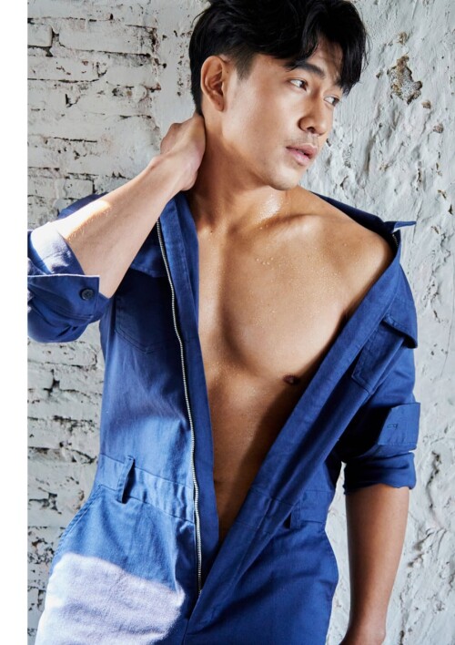 BACK-Magazine-4-Raw-Edition-Pic-007.jpeg