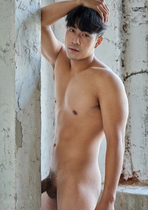 BACK-Magazine-4-Raw-Edition-Pic-035.jpeg