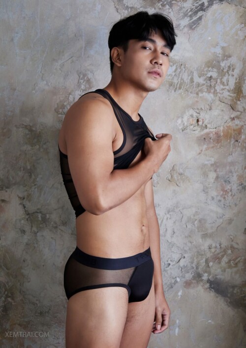 BACK-Magazine-4-Raw-Edition-Pic-057.jpeg