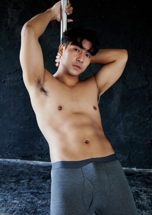 BACK-Magazine-4-Raw-Edition-Pic-113.jpeg