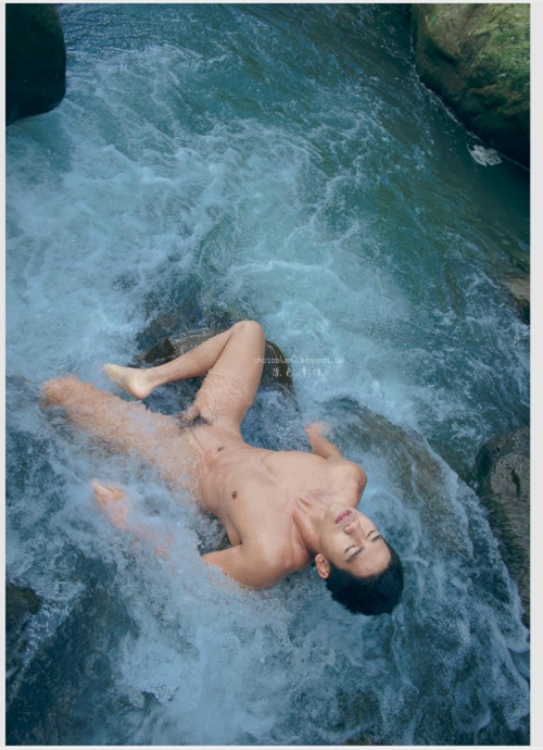 -29--2015240.png