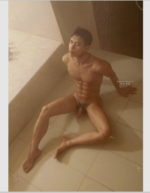 37-Box-Man-156.png