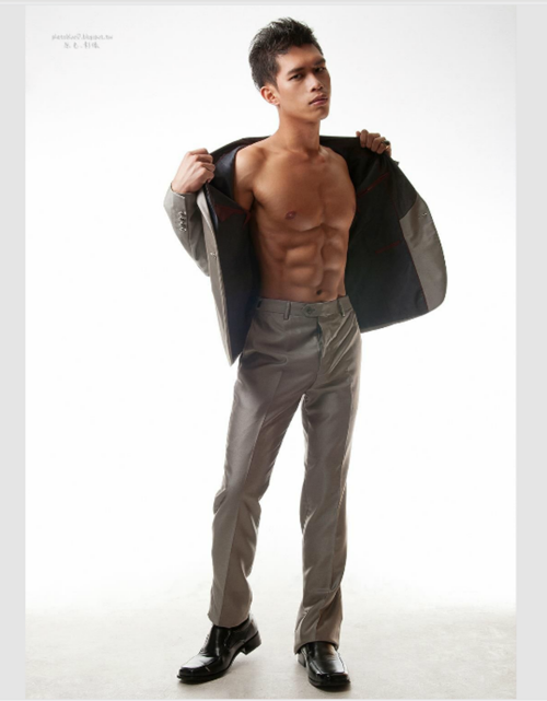 37-Box-Man-46f743a8a69604c4ac.png