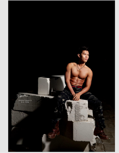 37-Box-Man-84412fed57f4e312c1.png