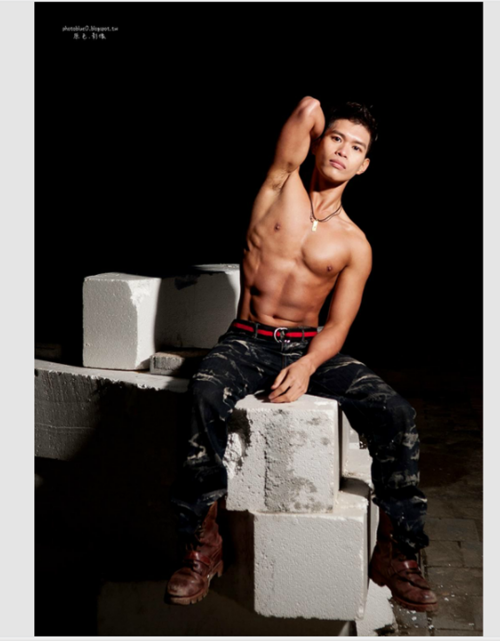 37-Box-Man-85e0fd8a184d10a2eb.png