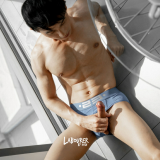 LABOURER9-032