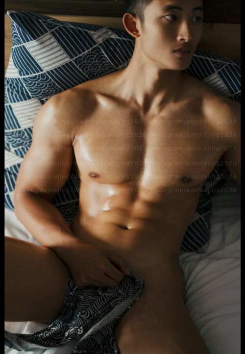 LUST-MAN-02-047.jpeg