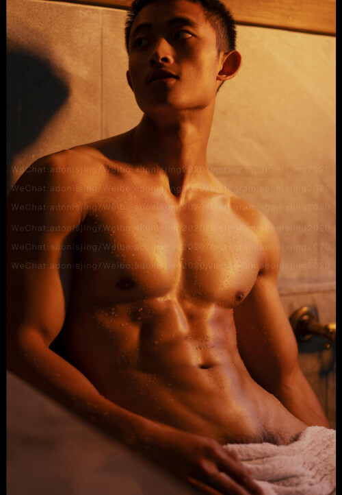 LUST-MAN-02-090.jpeg