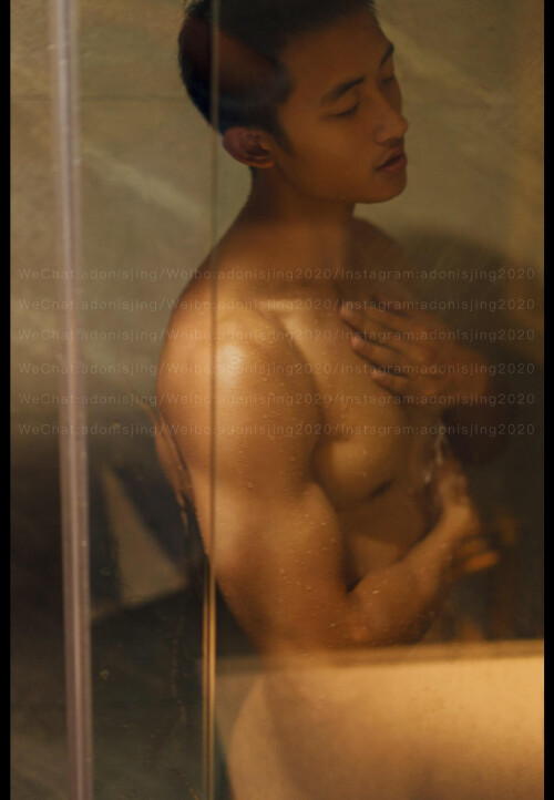 LUST-MAN-02-099.jpeg