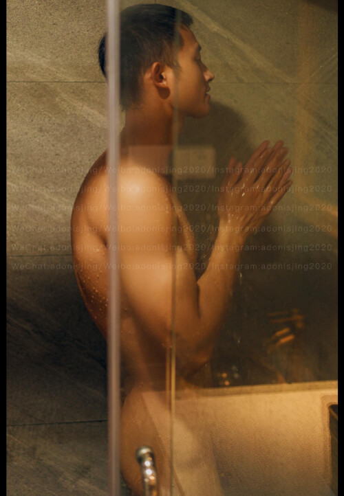 LUST-MAN-02-102.jpeg