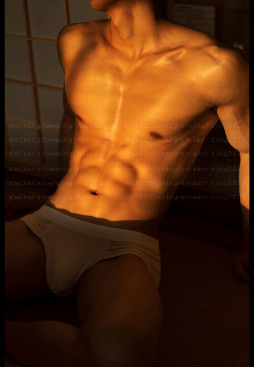 LUST-MAN-02-24.jpeg