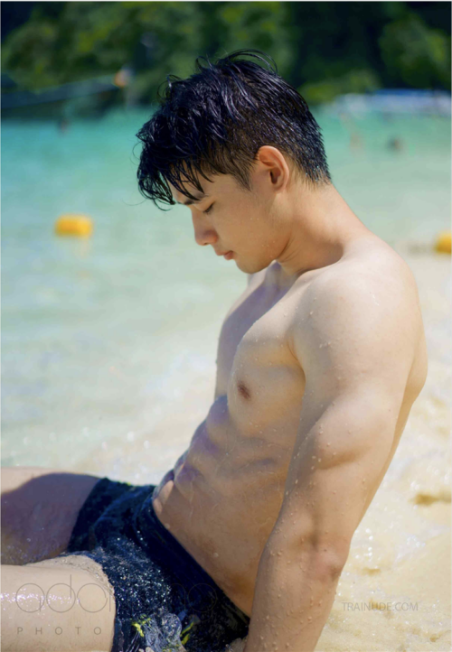 The-Angel-Love-_White-Version-41.png