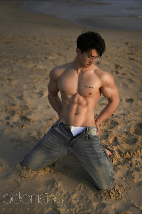 0438b981bb2641f8cf0.png