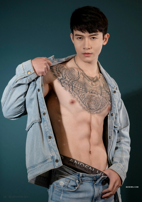 Bluephoto--No.253-70.png