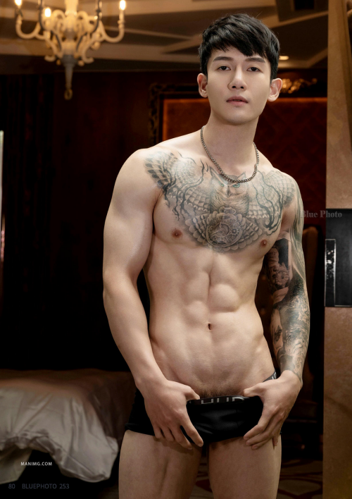 Bluephoto--No.253-82.png