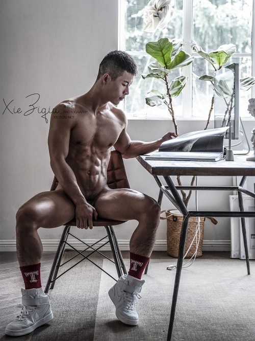 Body-Style-04-Young-28.png
