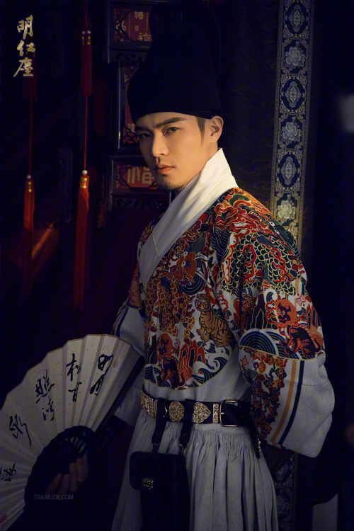 The-King-Men-005.png
