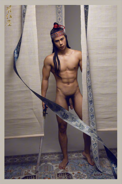 The-King-Men-058.png