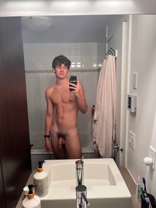 fuck-in-the-bathroom-v0-bzd72umnrnic1.webp